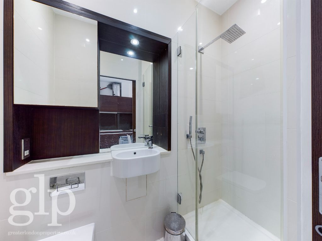 Property photo 2 of 4 5203751