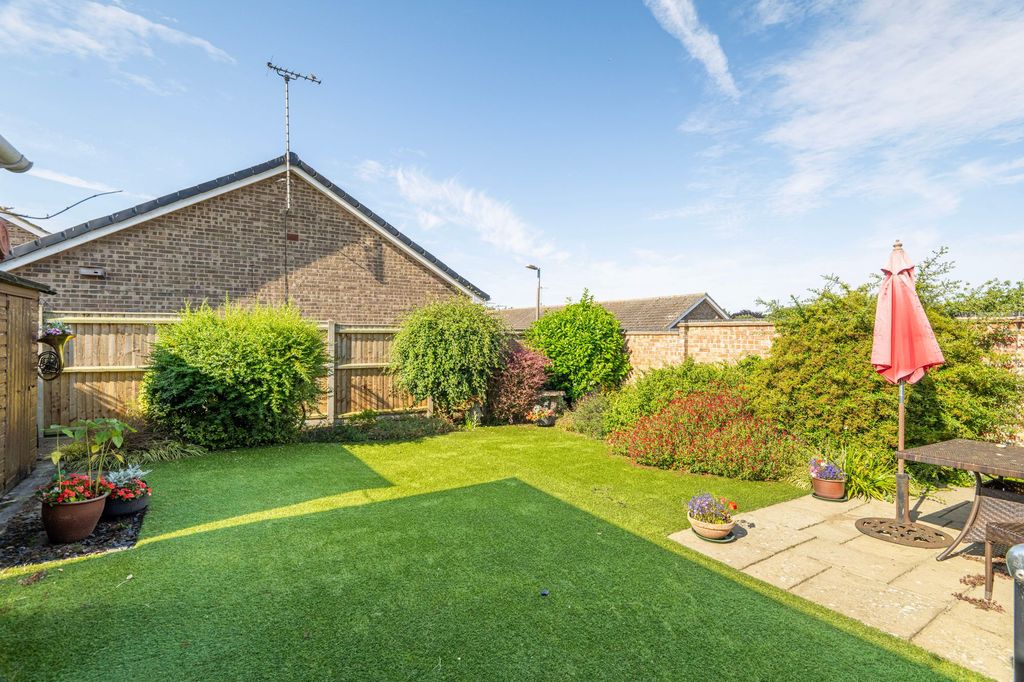 Property photo 2 of 15