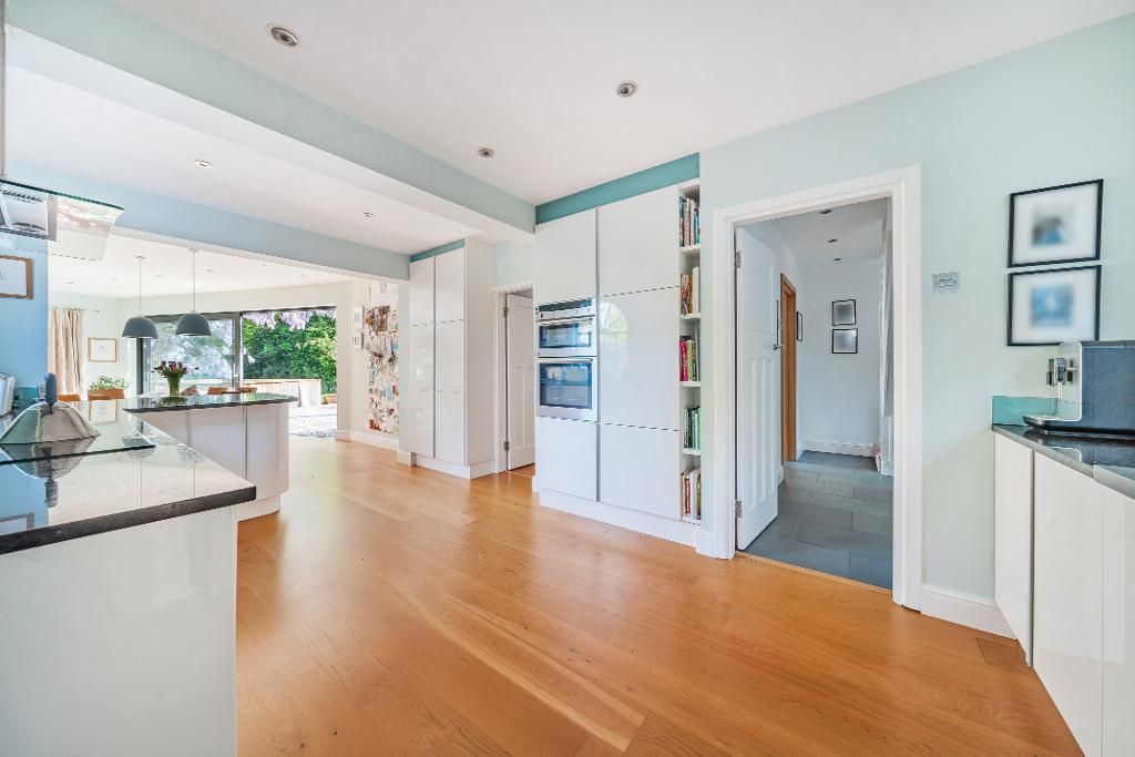 Property photo 3 of 18 Photo 3