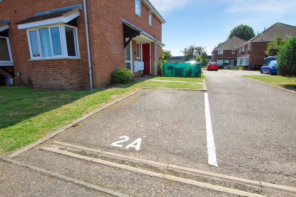 Property photo 2 of 9