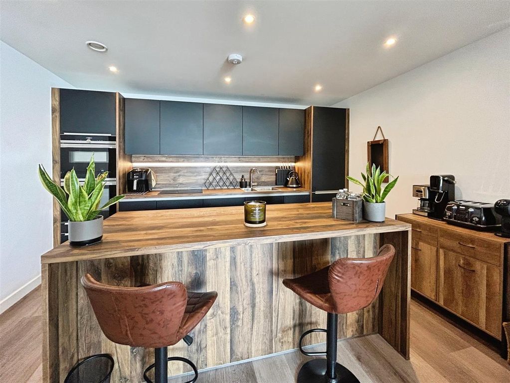 Additional image 14 of 2 bed flat for saleThe Sail, 2 Beach Drive, Ramsgate CT11