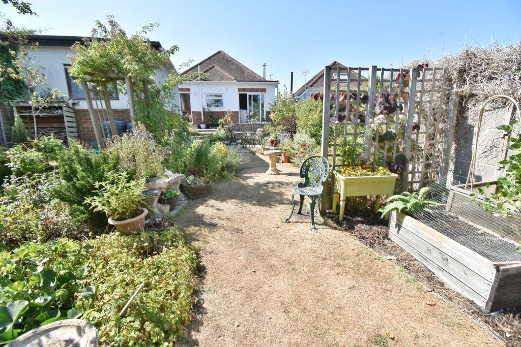 Property photo 2 of 21