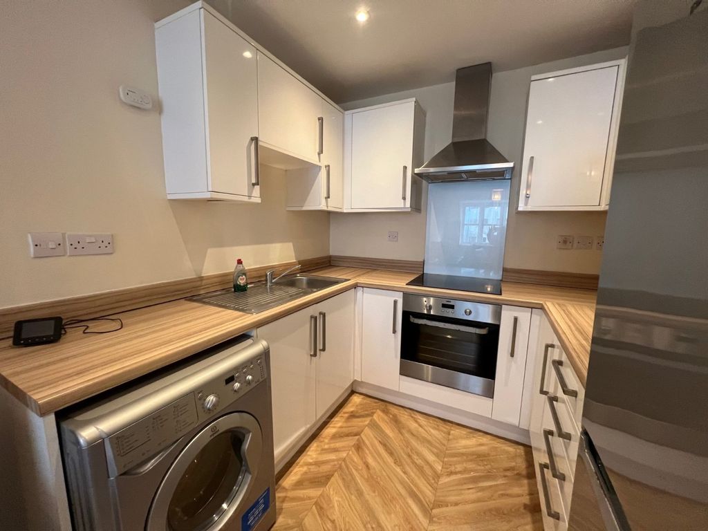 Property photo 3 of 10 Picture No. 15