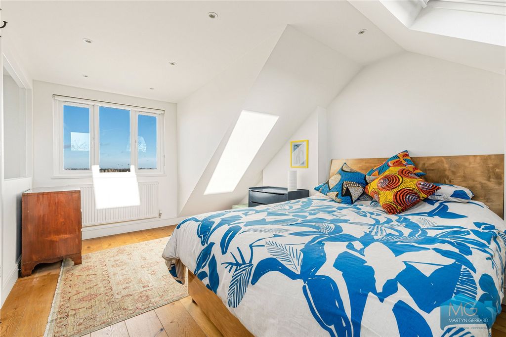 Property photo 3 of 24 Picture No. 31