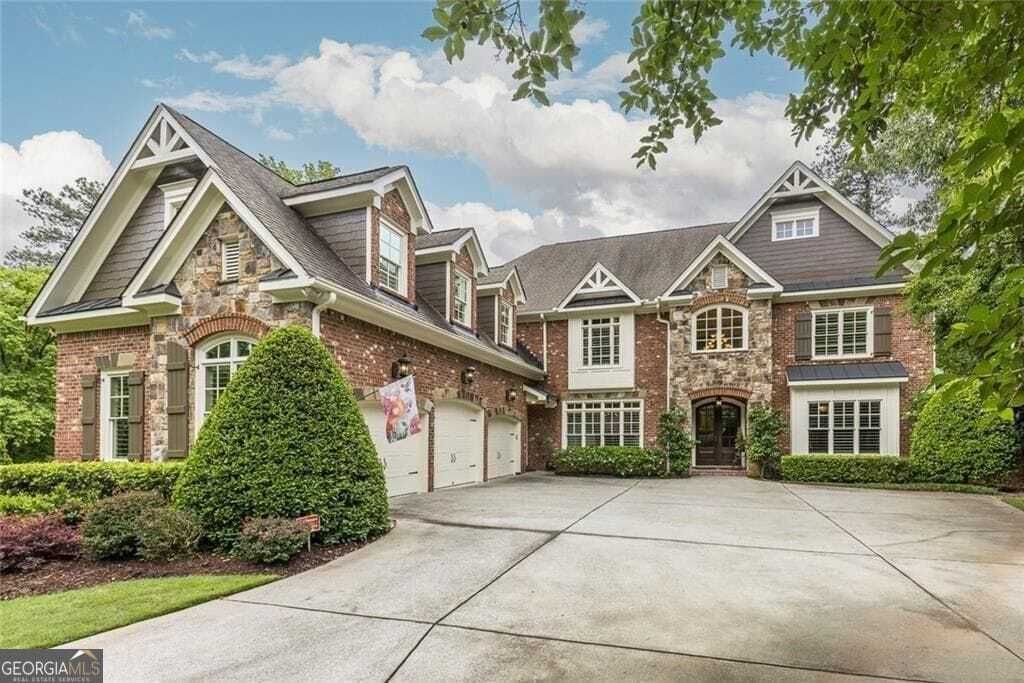 Property photo 1 of 31
