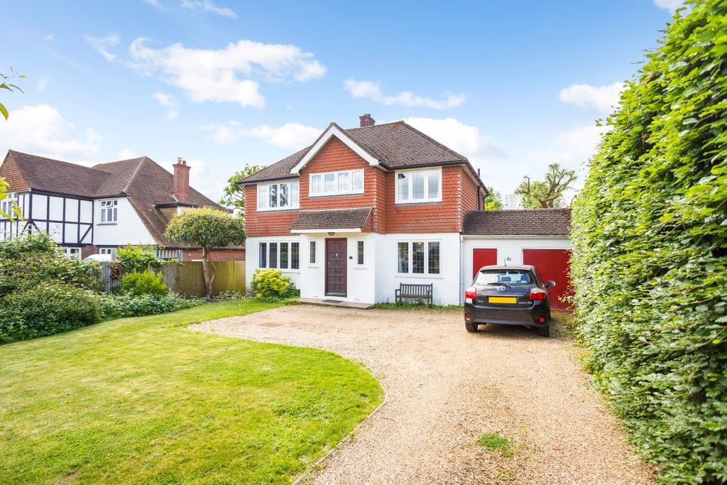 Property photo 1 of 11
