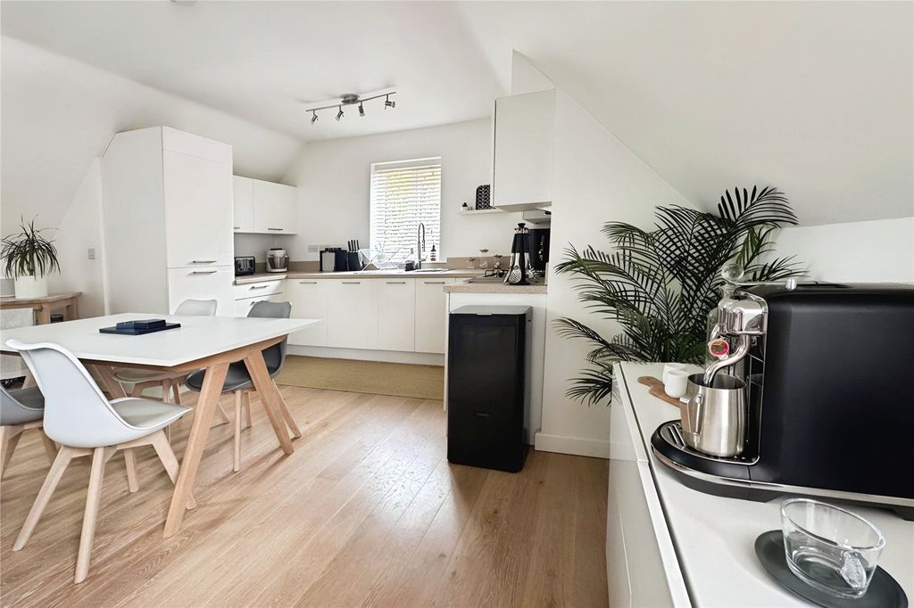 Property photo 2 of 12 Kitchen/Diner