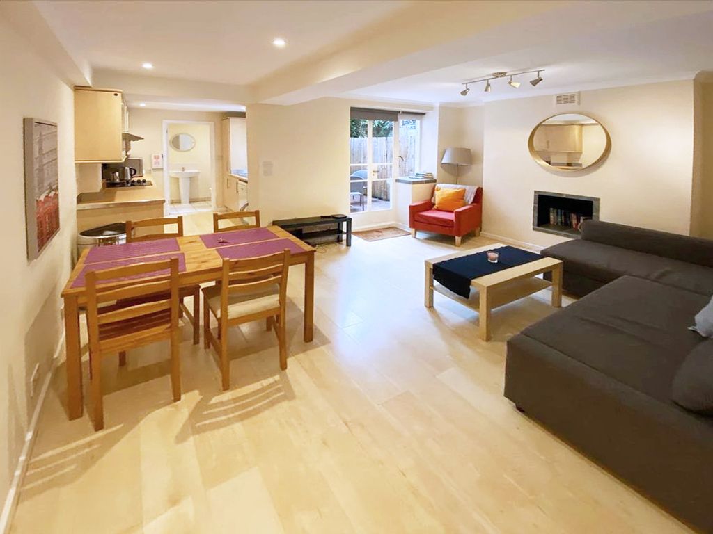Property photo 1 of 3