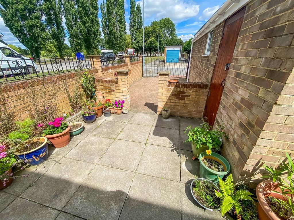 Property photo 3 of 13 Rear Garden.Jpg