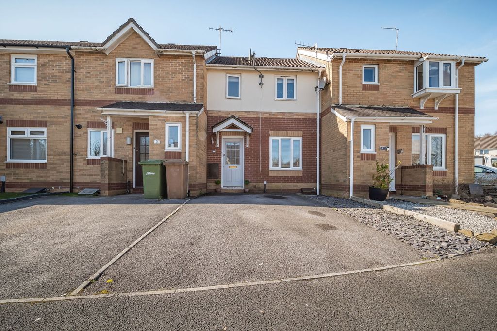 Property photo 1 of 25