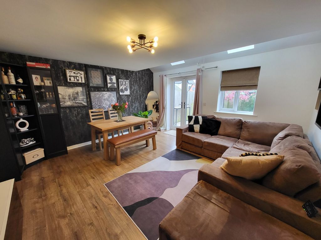 Property photo 3 of 24 Picture 3