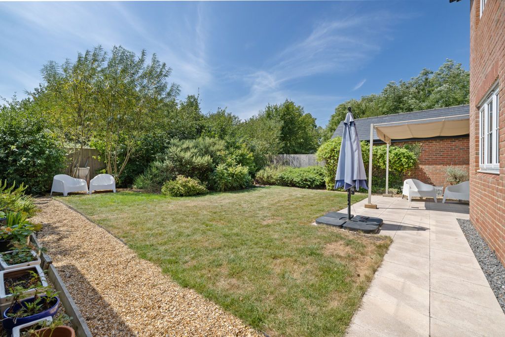 Property photo 2 of 27 Photo 6