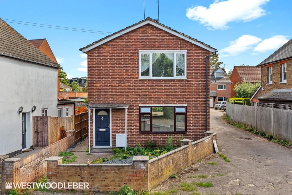 Property photo 1 of 11 Waltonroad_13.Jpg