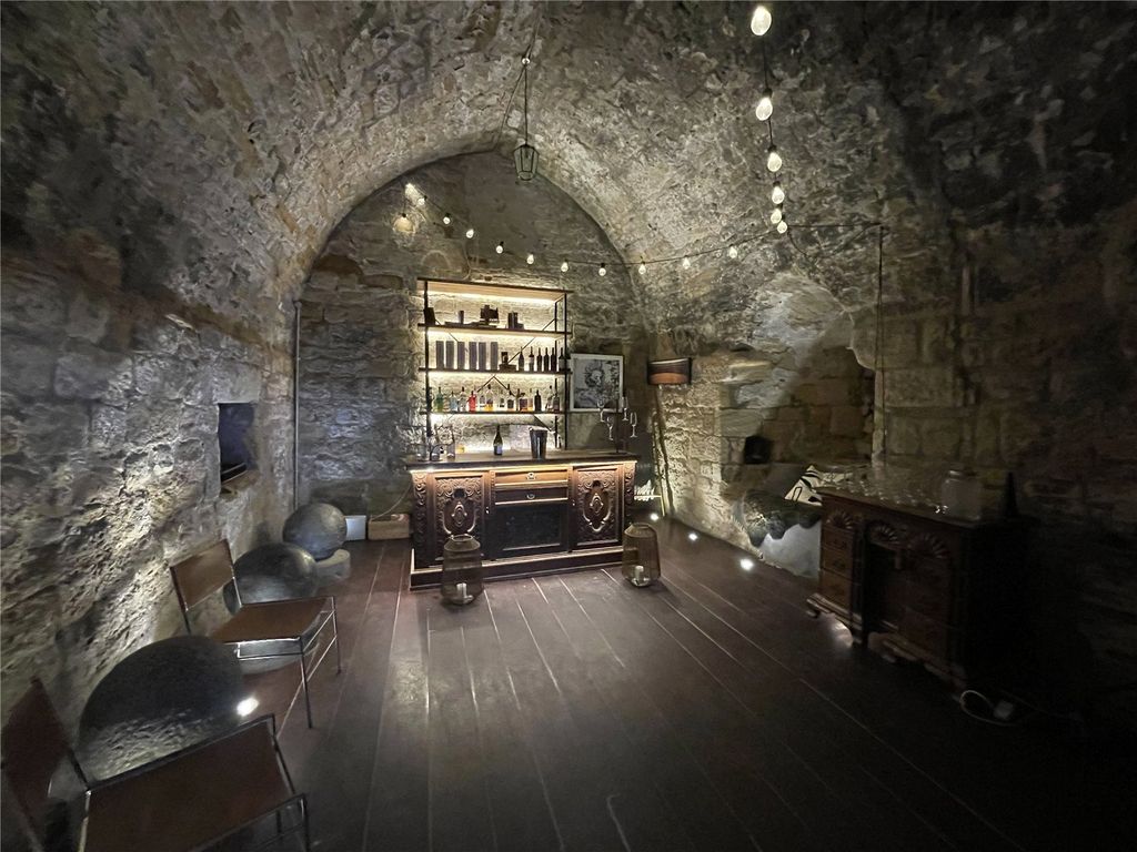 Property photo 3 of 11 Picture No. 08