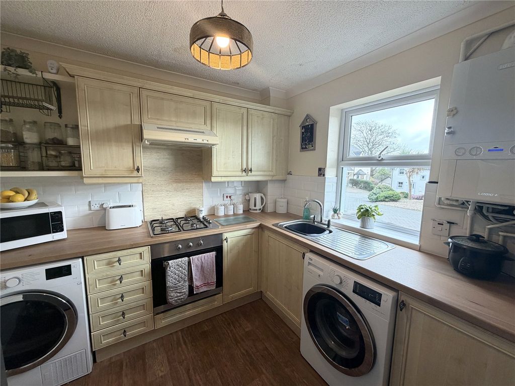 Property photo 3 of 10 Picture No. 13