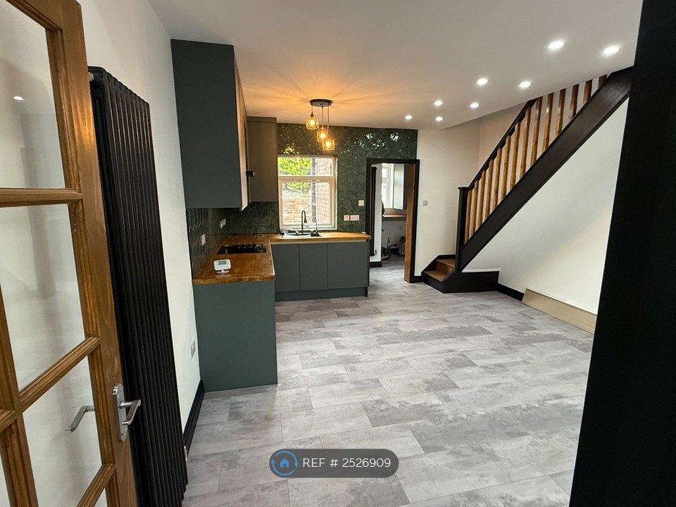 Property photo 1 of 27