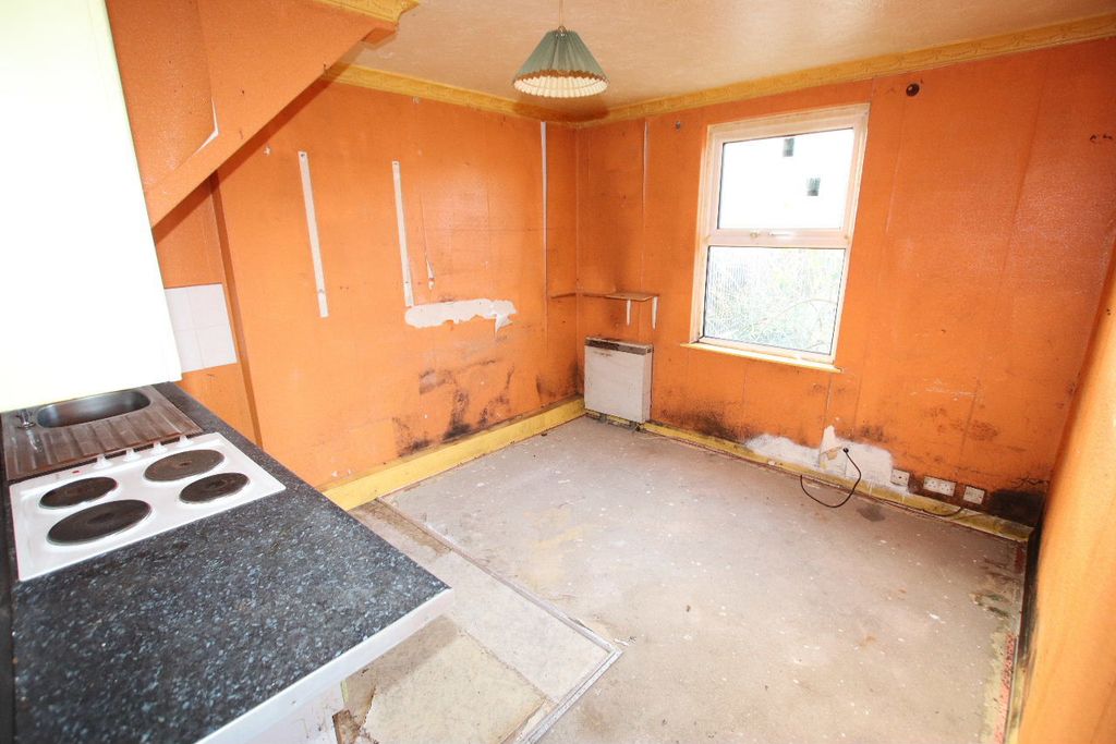 Property photo 2 of 9 Gallery