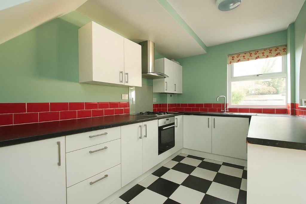 Property photo 2 of 21