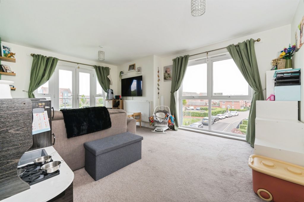 Property photo 2 of 13