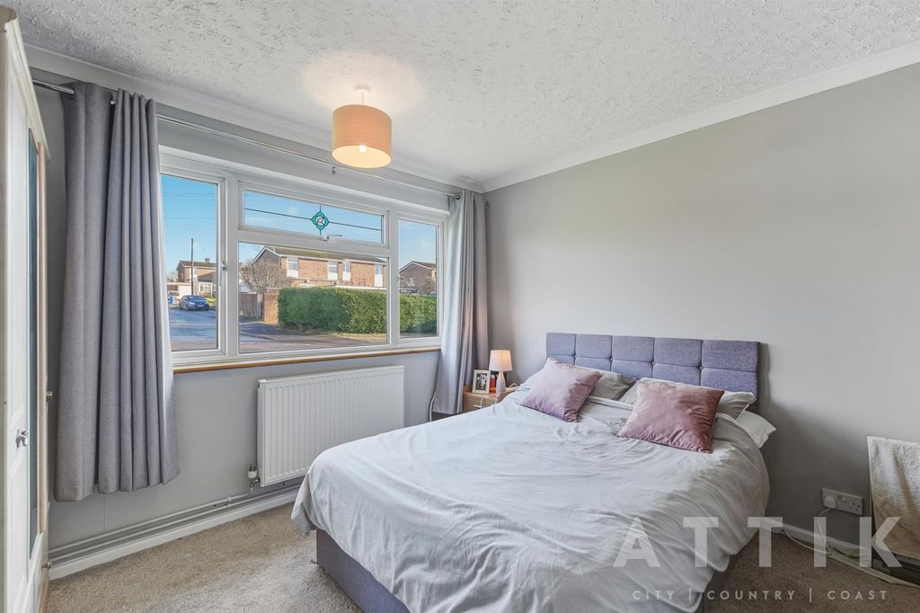 Additional image 6 of 4 bed semi-detached bungalow for saleChichester Road, Halesworth IP19
