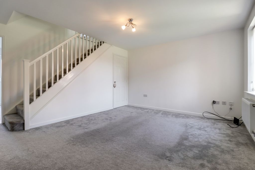 Property photo 3 of 17 3- Rob Hammond Ewemove Pontefract