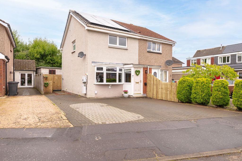 Property photo 1 of 31