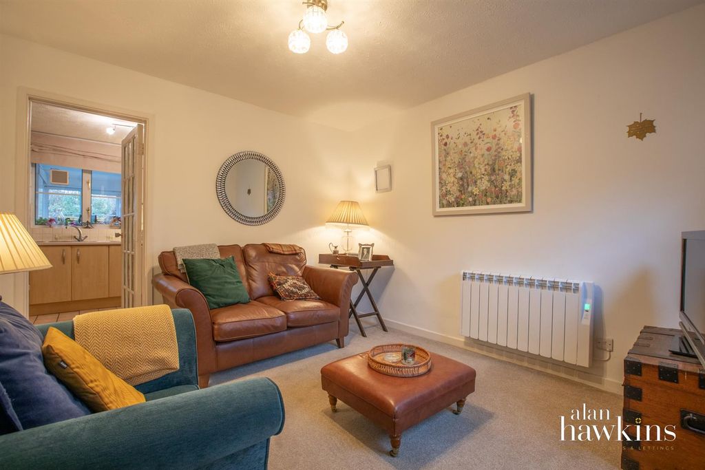 Property photo 3 of 14 Ahea0375.Jpg