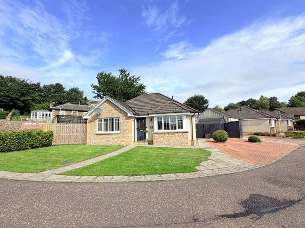 Property photo 1 of 33