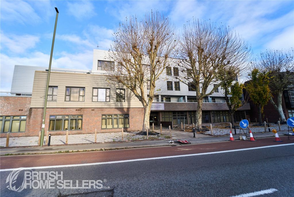 Property photo 1 of 14 Picture No. 04