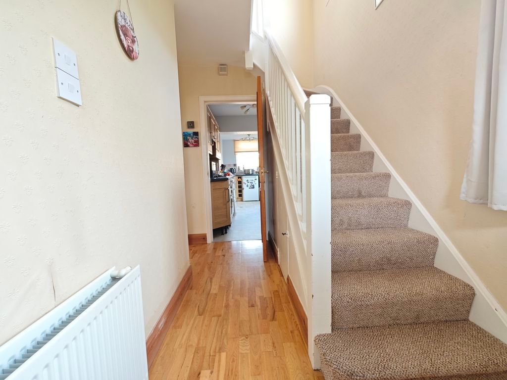 Property photo 2 of 13 Photo 2