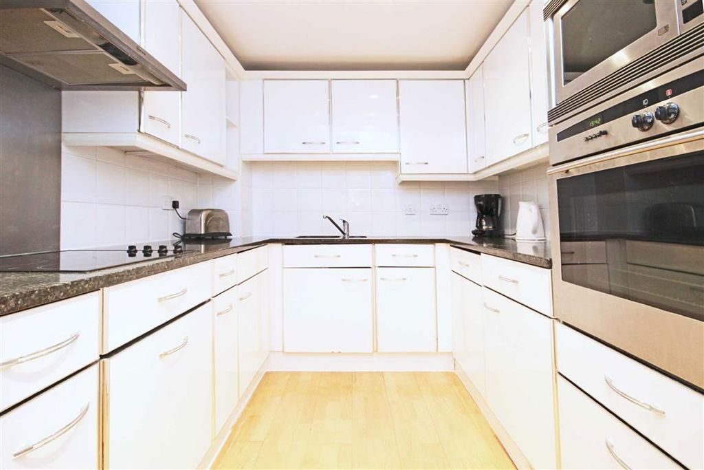 Property photo 3 of 5