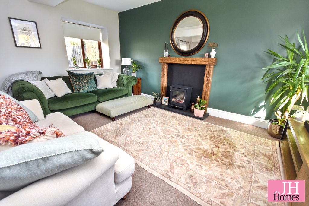 Property photo 3 of 22