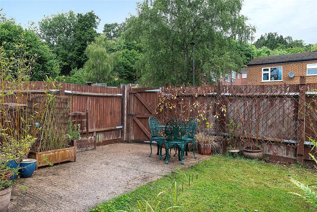 Property photo 2 of 36 Picture No. 08