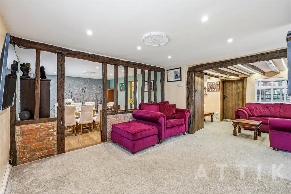 Property photo 2 of 98 Ar707461.Jpg