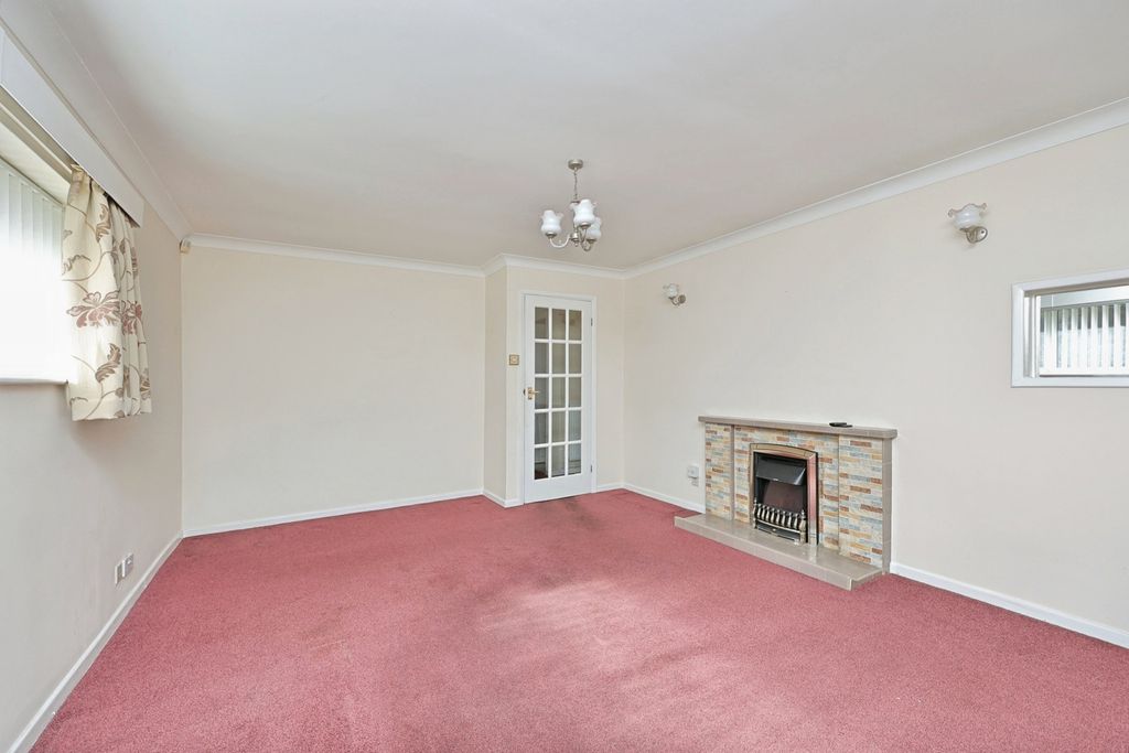 Property photo 3 of 12 Pbox-Img.Jpg