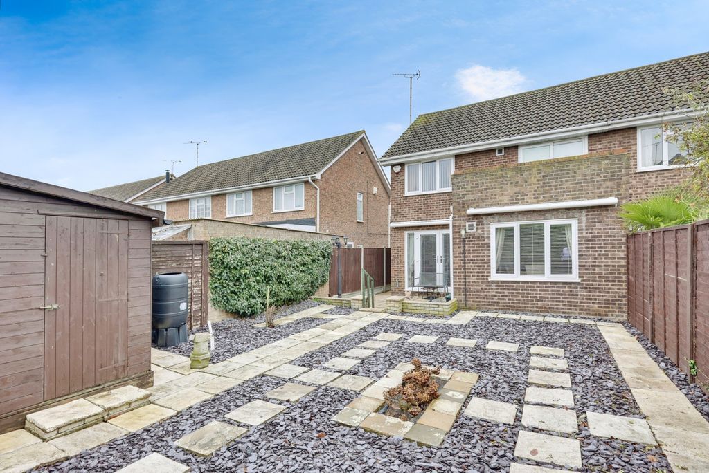 Property photo 2 of 19