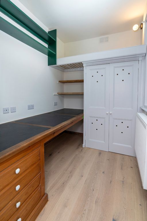 Property photo 3 of 11 Picture No. 20