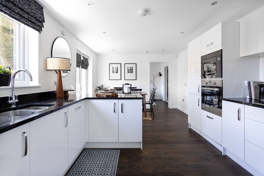 Property photo 1 of 14 With Space To Cook, Eat And Socialise