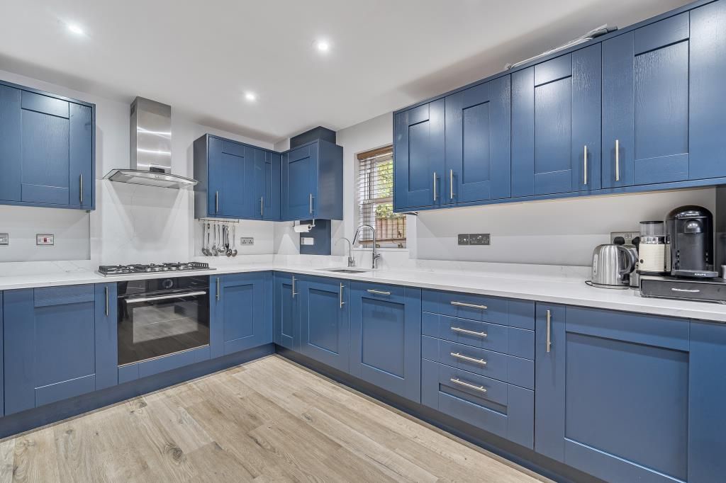 Property photo 2 of 22 Kitchen