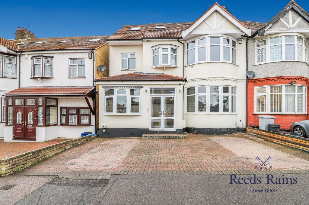 Property photo 1 of 16 Picture No. 25