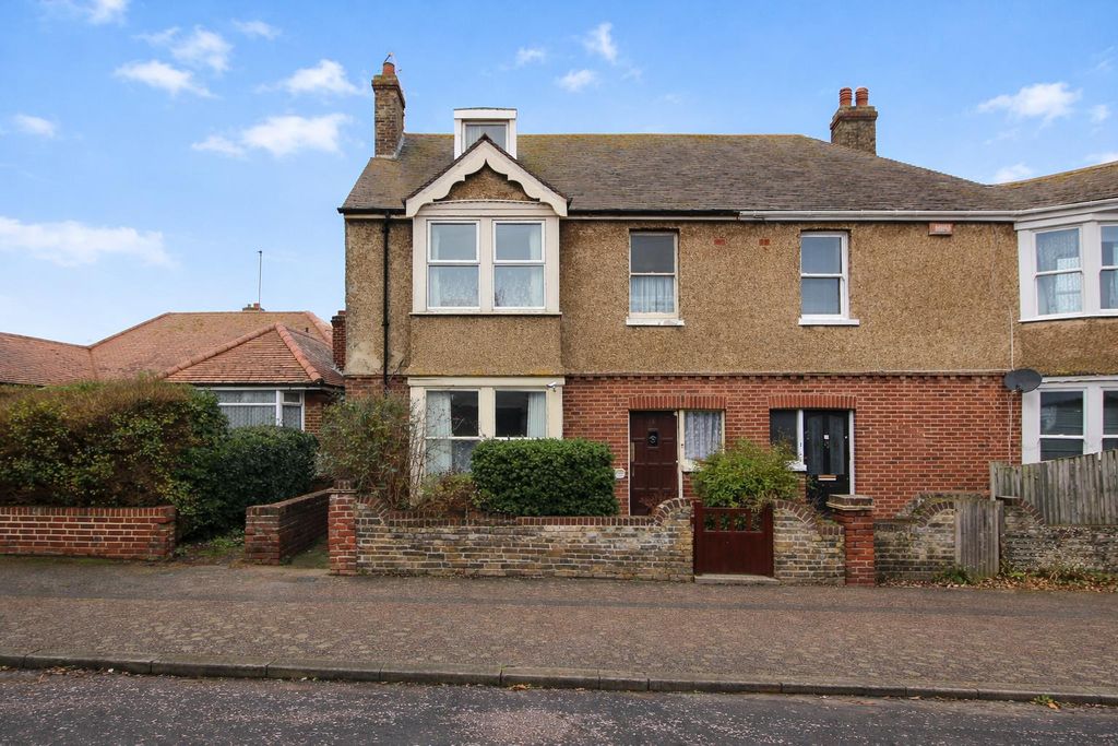 Property photo 1 of 17 Chatgpt Image Jan 26, 2026, 01_45_07 Pm.Png