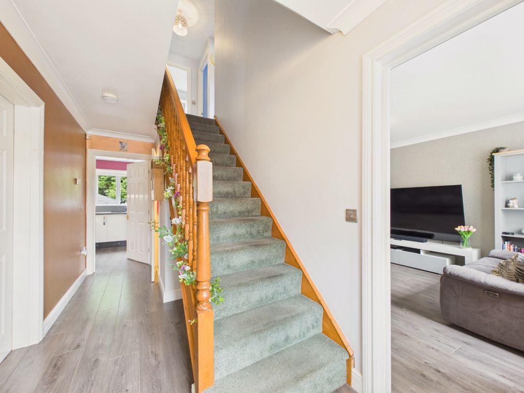 Property photo 2 of 23 5182833