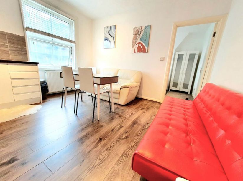 Property photo 3 of 9