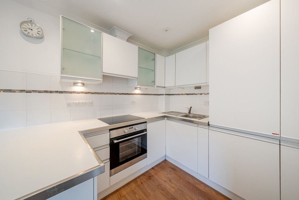 Property photo 2 of 16 Picture No. 07