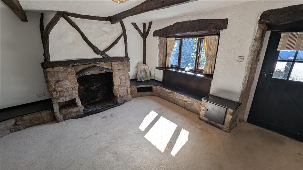 Property photo 3 of 11