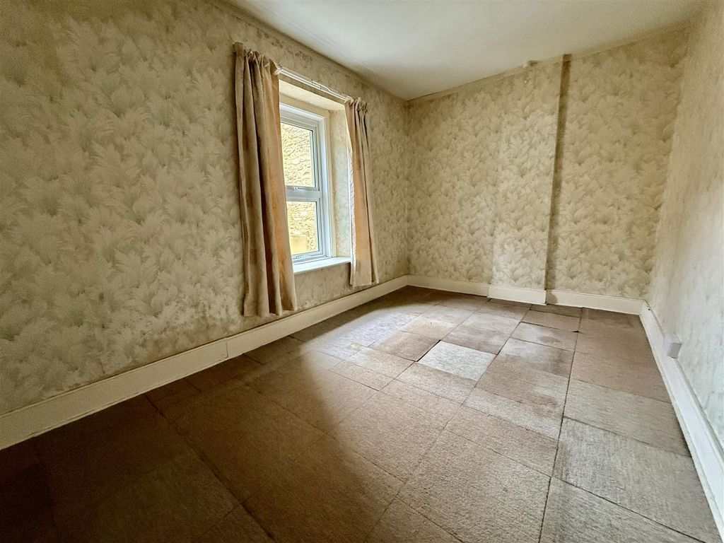 Additional image 5 of 4 bed semi-detached house for saleSt. Margarets Hill, Bradford-On-Avon BA15