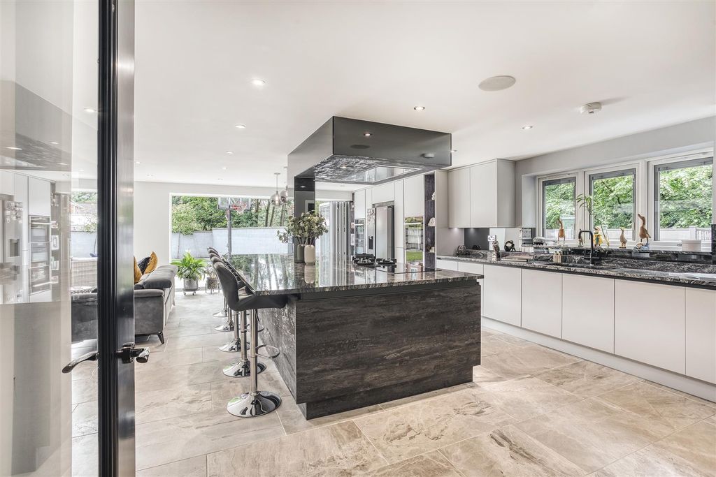 Additional image 7 of 6 bed detached house for saleWhittlebury Drive, Littleover, Derby DE23