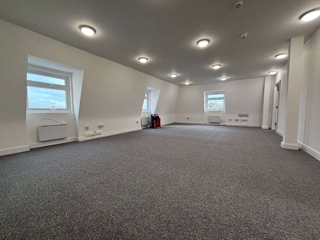 Property photo 3 of 3