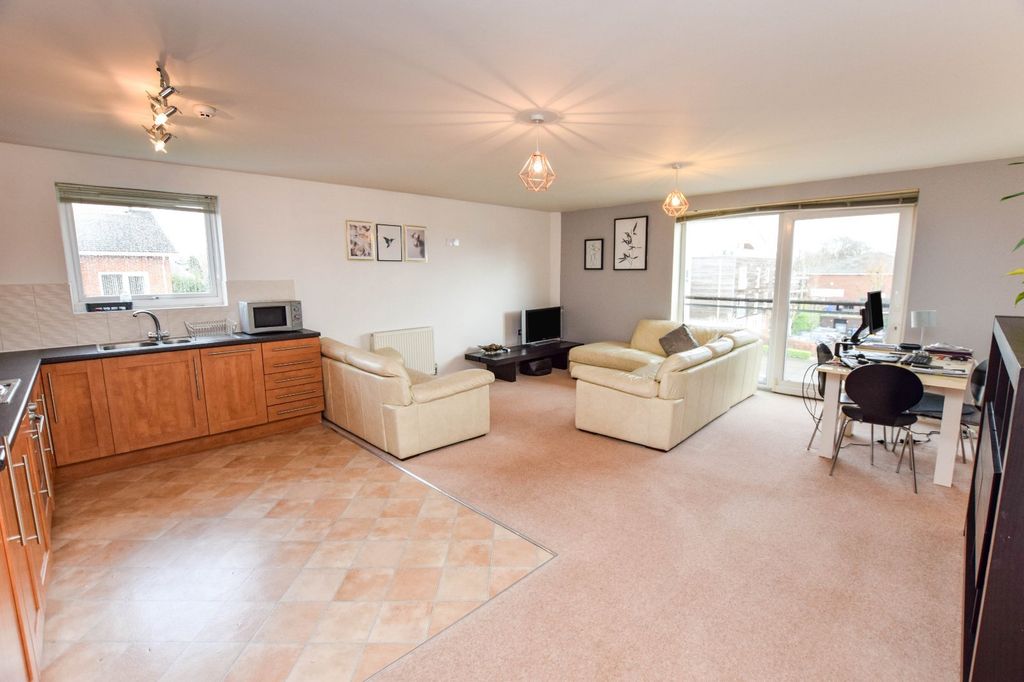 Property photo 2 of 15 Picture No. 02