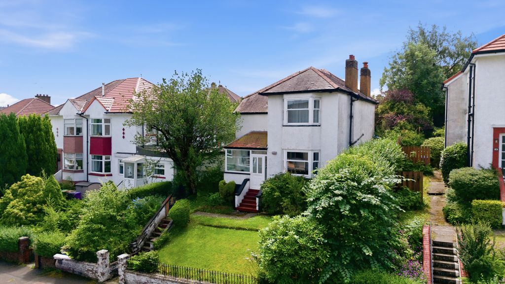 Property photo 1 of 52